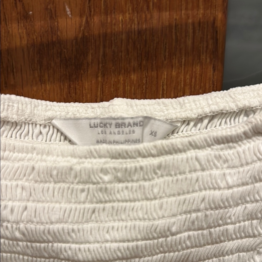 Lucky Brand White Smocked Puff Sleeve Blouse​​​​ - Picture 4 of 8